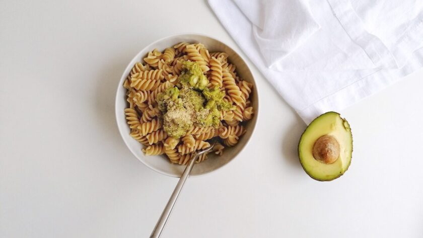 Pasta mit Avocado